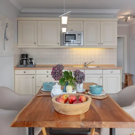 Haus-berthin-bleeg-app-3 公寓 *